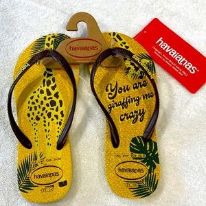 NWT Havaianas girls size US 3-4
